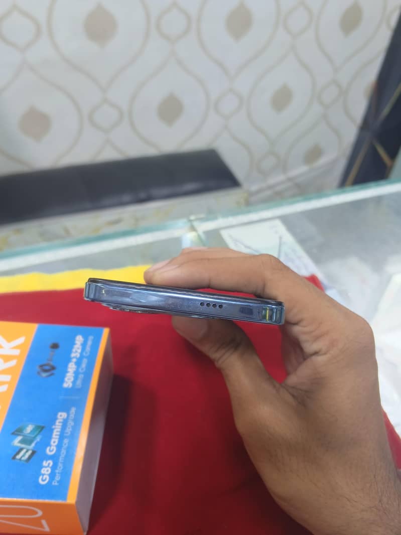 Tecno Spark 20 5