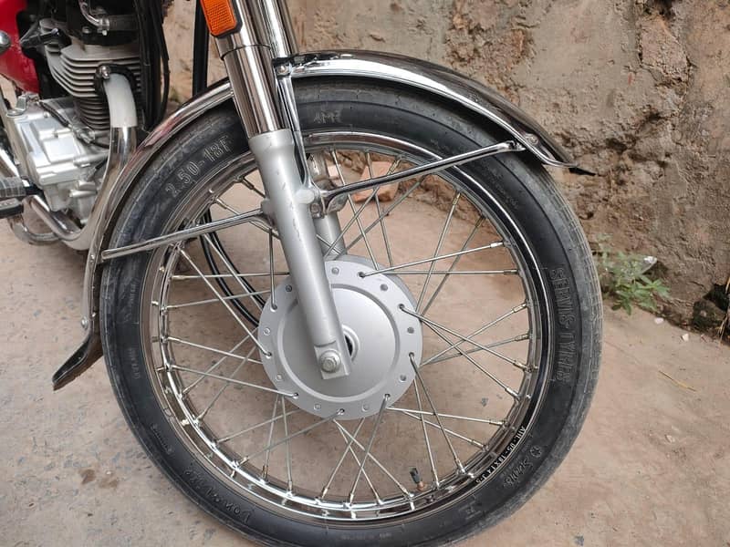 Honda 125 new condition 3
