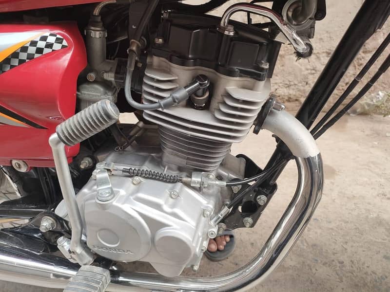 Honda 125 new condition 10