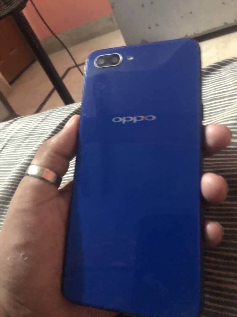 OPPO A3s 3