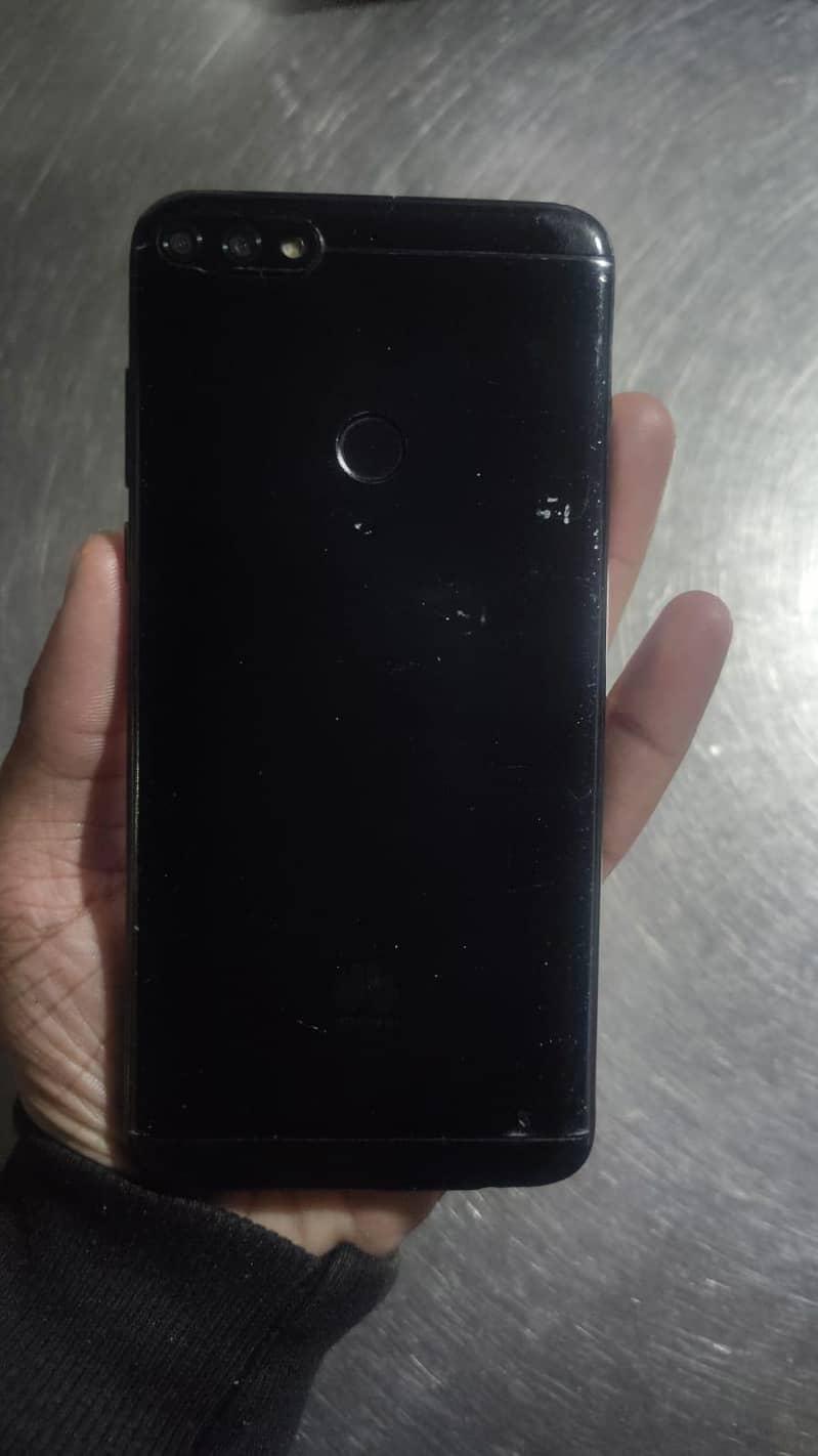 Huawei Y7 1