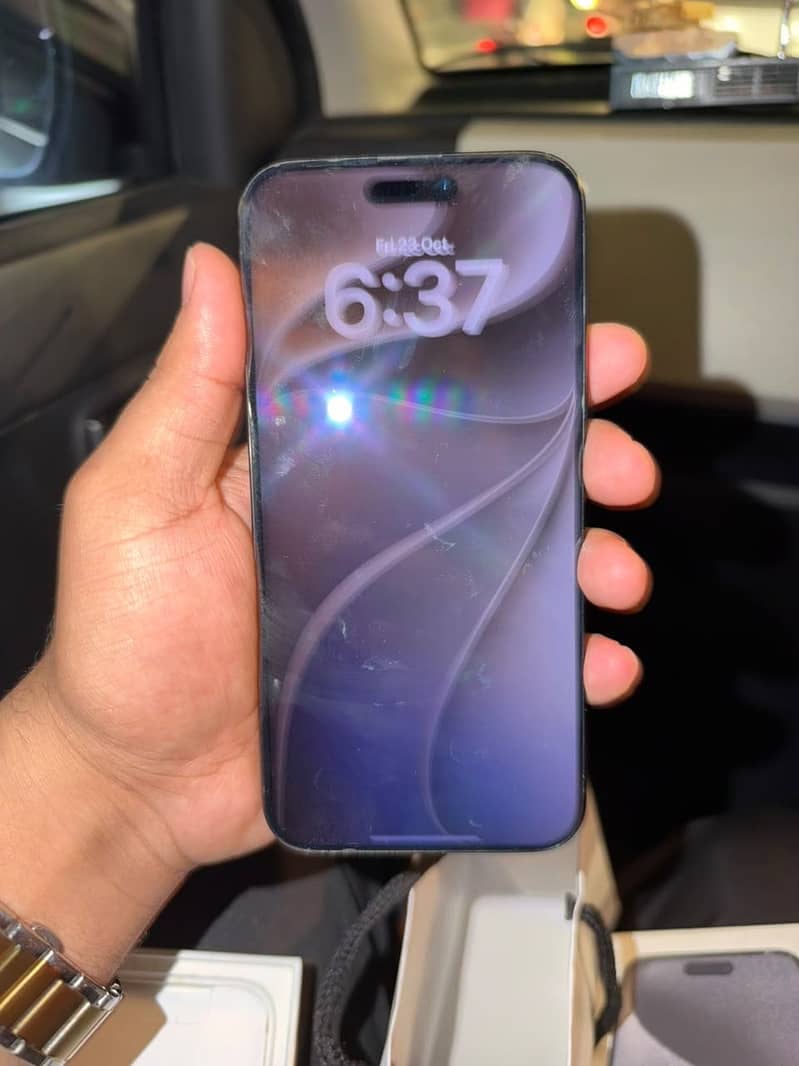 Apple iPhone 15 Pro Max 2