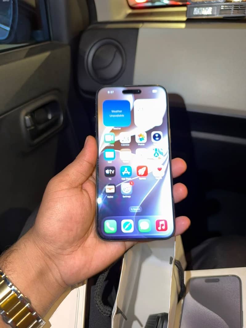 Apple iPhone 15 Pro Max 5