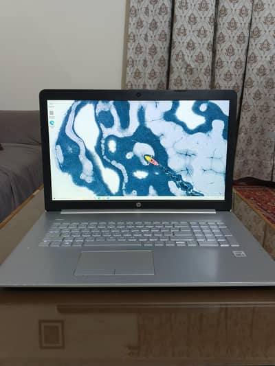 Hp 17 i5-10 laptop