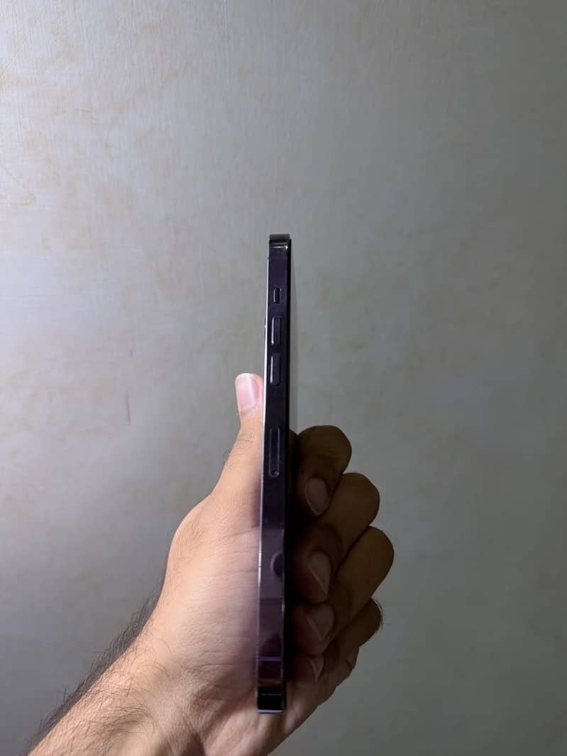 Apple iPhone 14 Pro Max 2