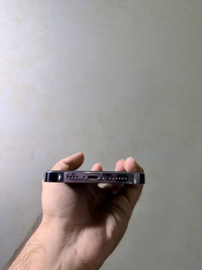 Apple iPhone 14 Pro Max 4
