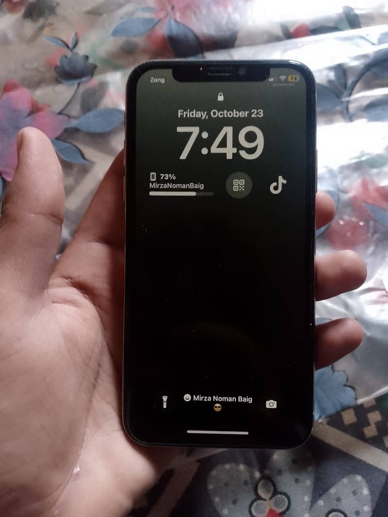 Apple iPhone X 0