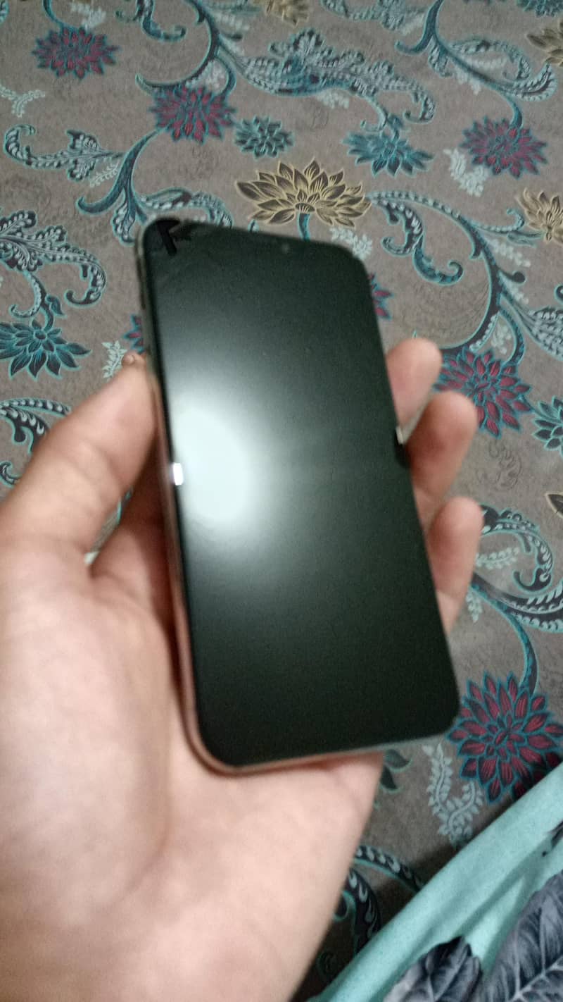 Apple iPhone X 6