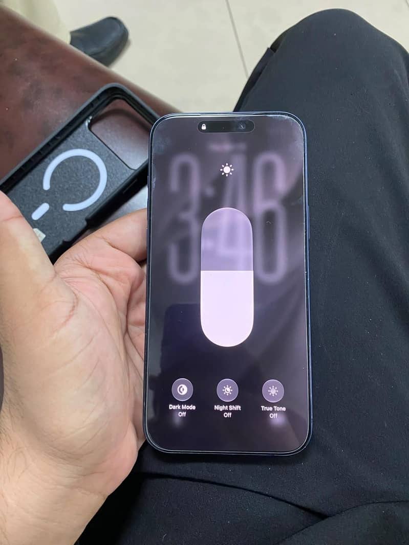 Apple iPhone 17 Pro Max 2