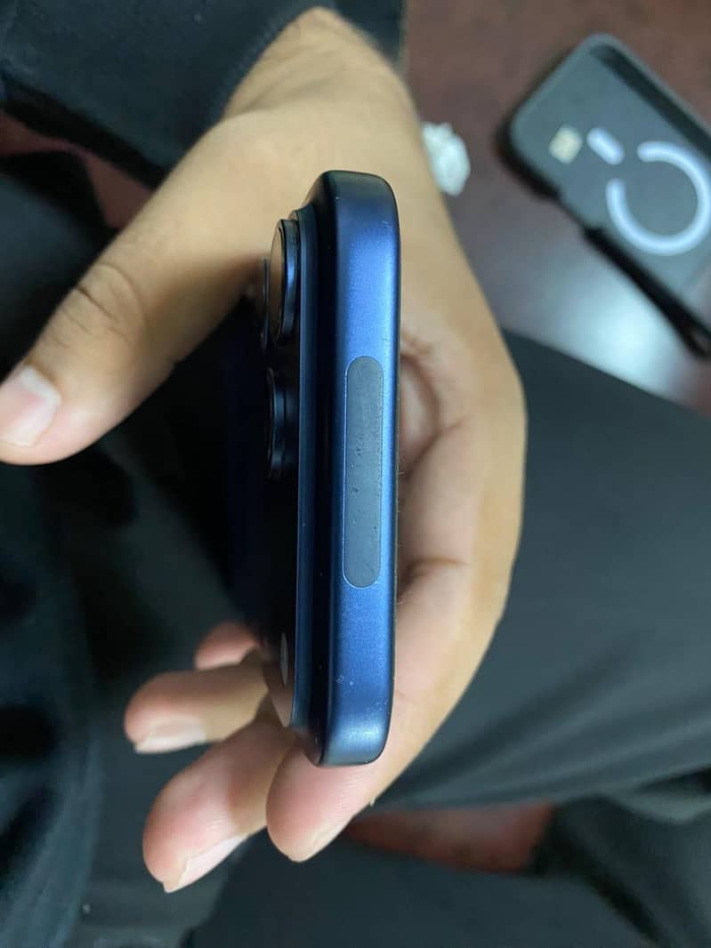 Apple iPhone 17 Pro Max 3