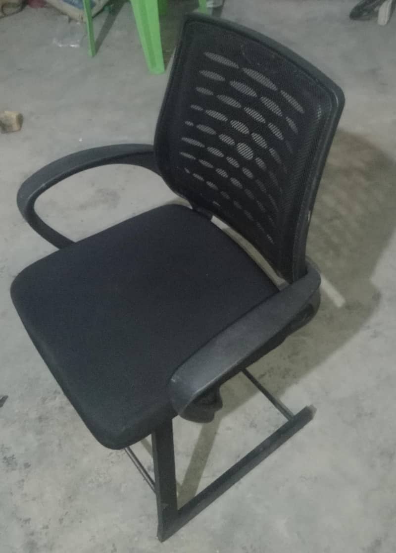 chairs 0