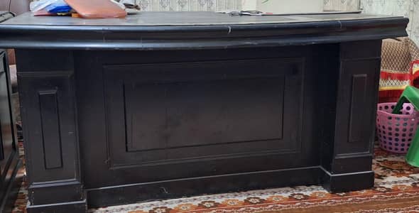 Office table Full side wooden matrial with one chair