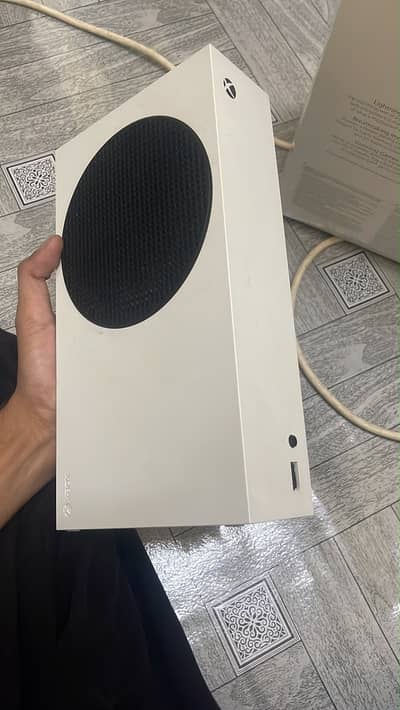 Xbox series s with box
