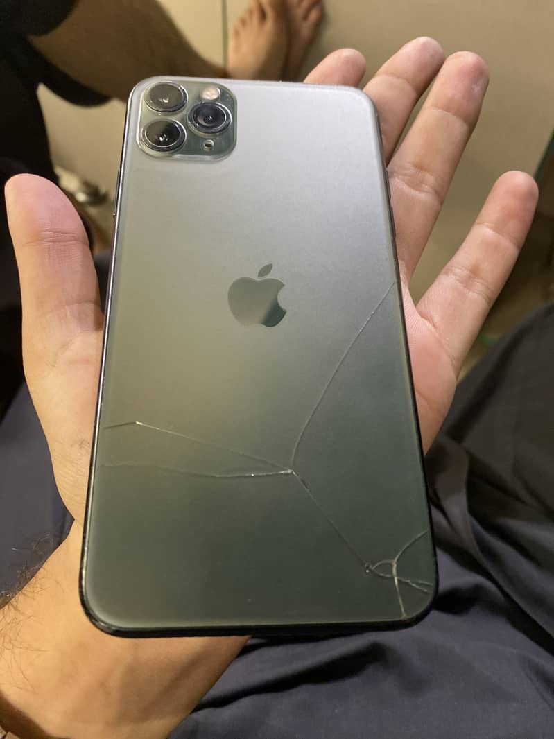 Apple iPhone 11 Pro Max 1