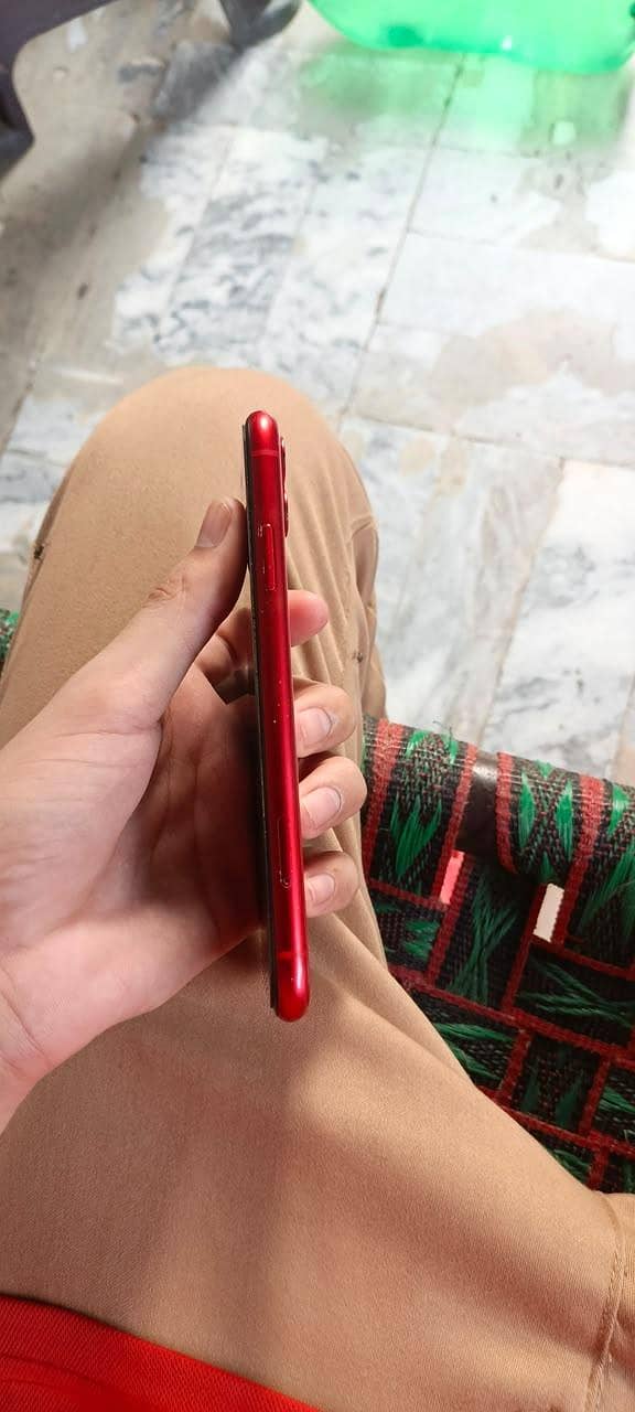 Apple iPhone 11 2