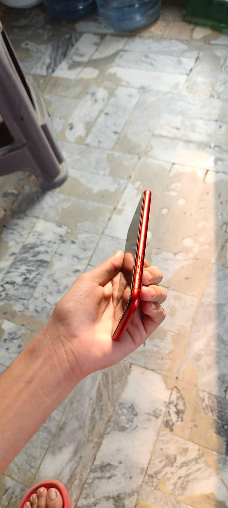 Apple iPhone 11 10