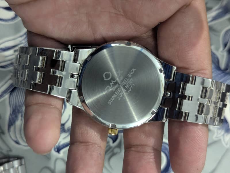 omax watch 1
