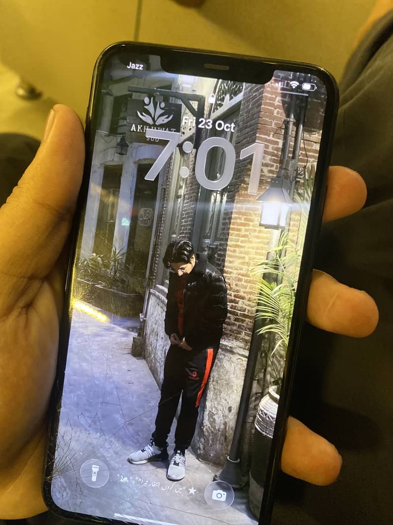 Apple iPhone 11 Pro Max 7