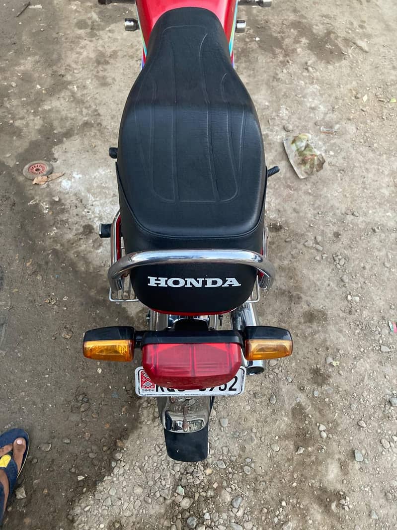 Honda CD 70 5