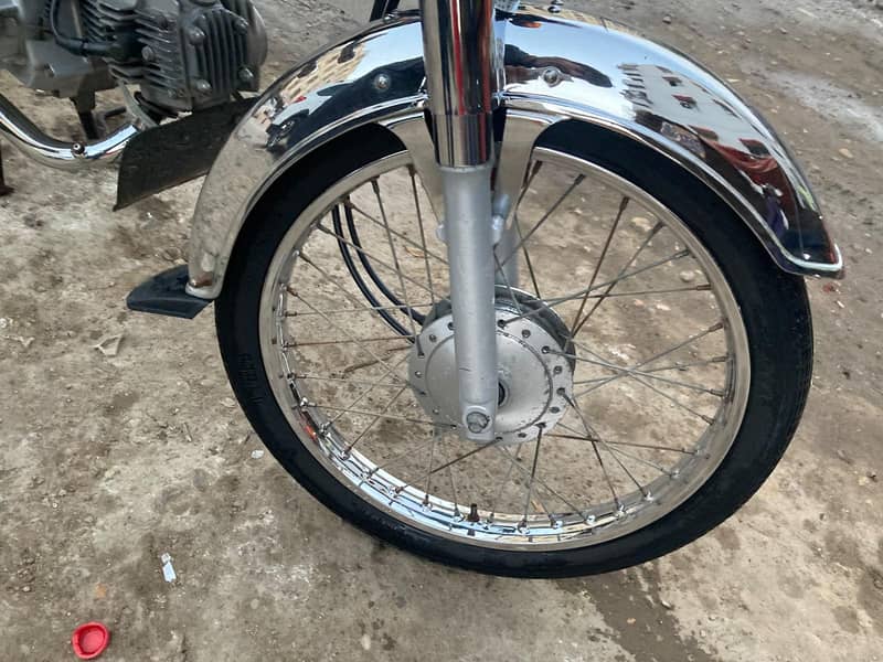 Honda CD 70 13