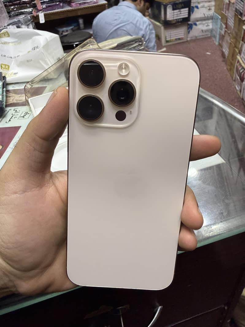 Apple iPhone 16 Pro Max Fu 6