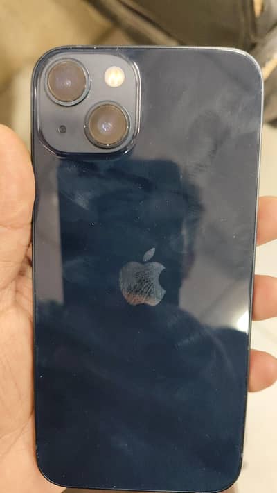 Apple iPhone 13