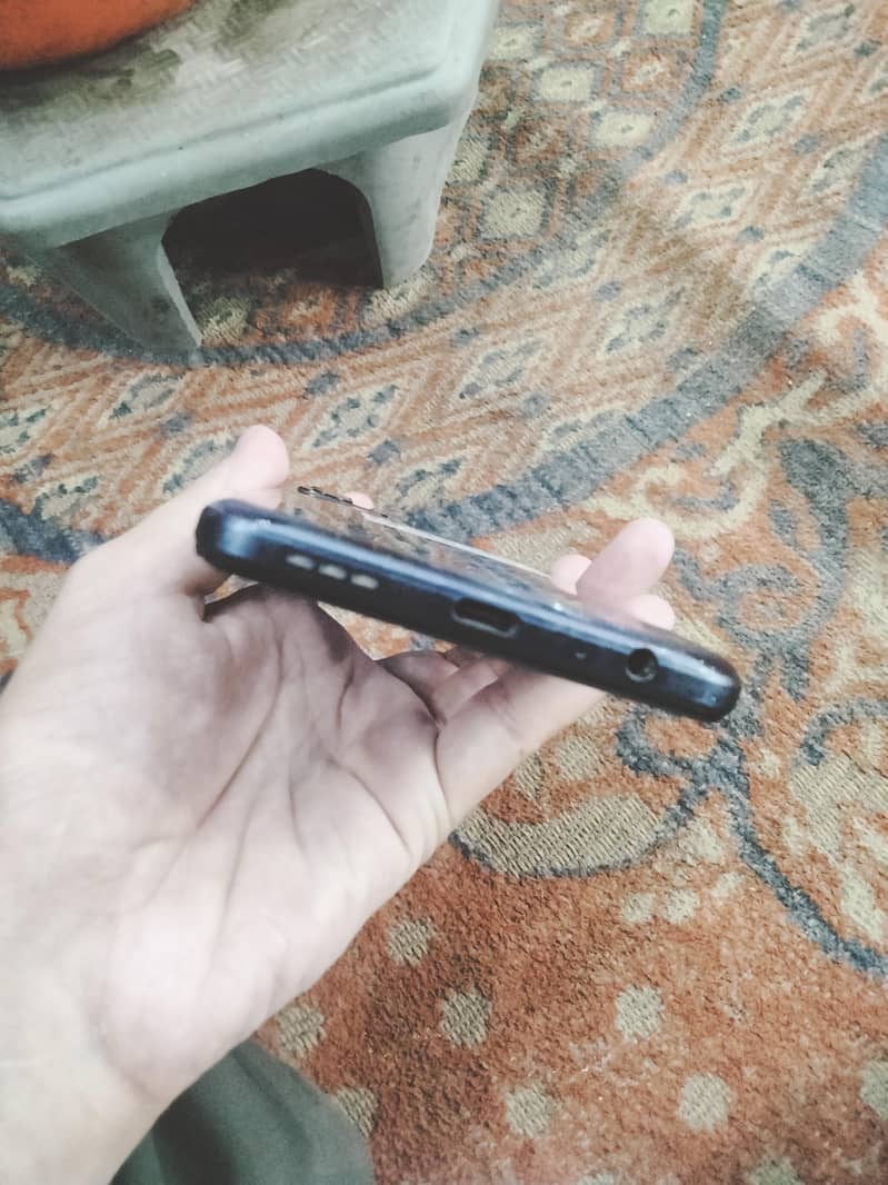 Tecno CAMON 18T 1