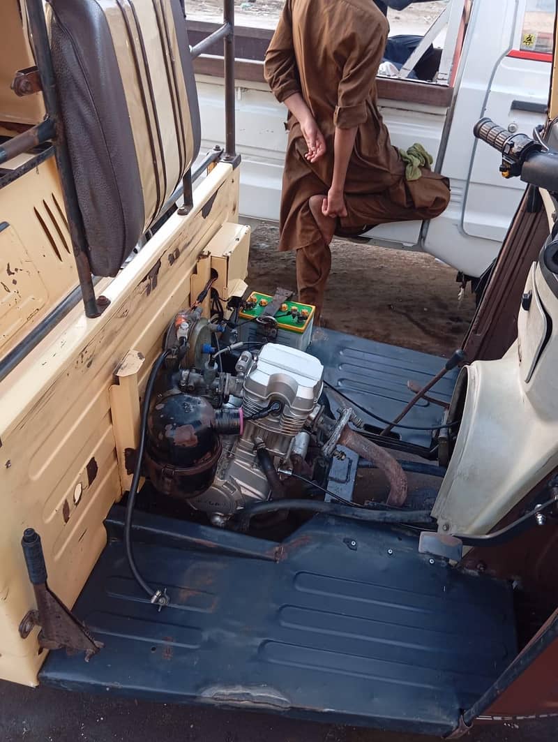 urgant sell - Rickshaw & Chingchi - 1120796914