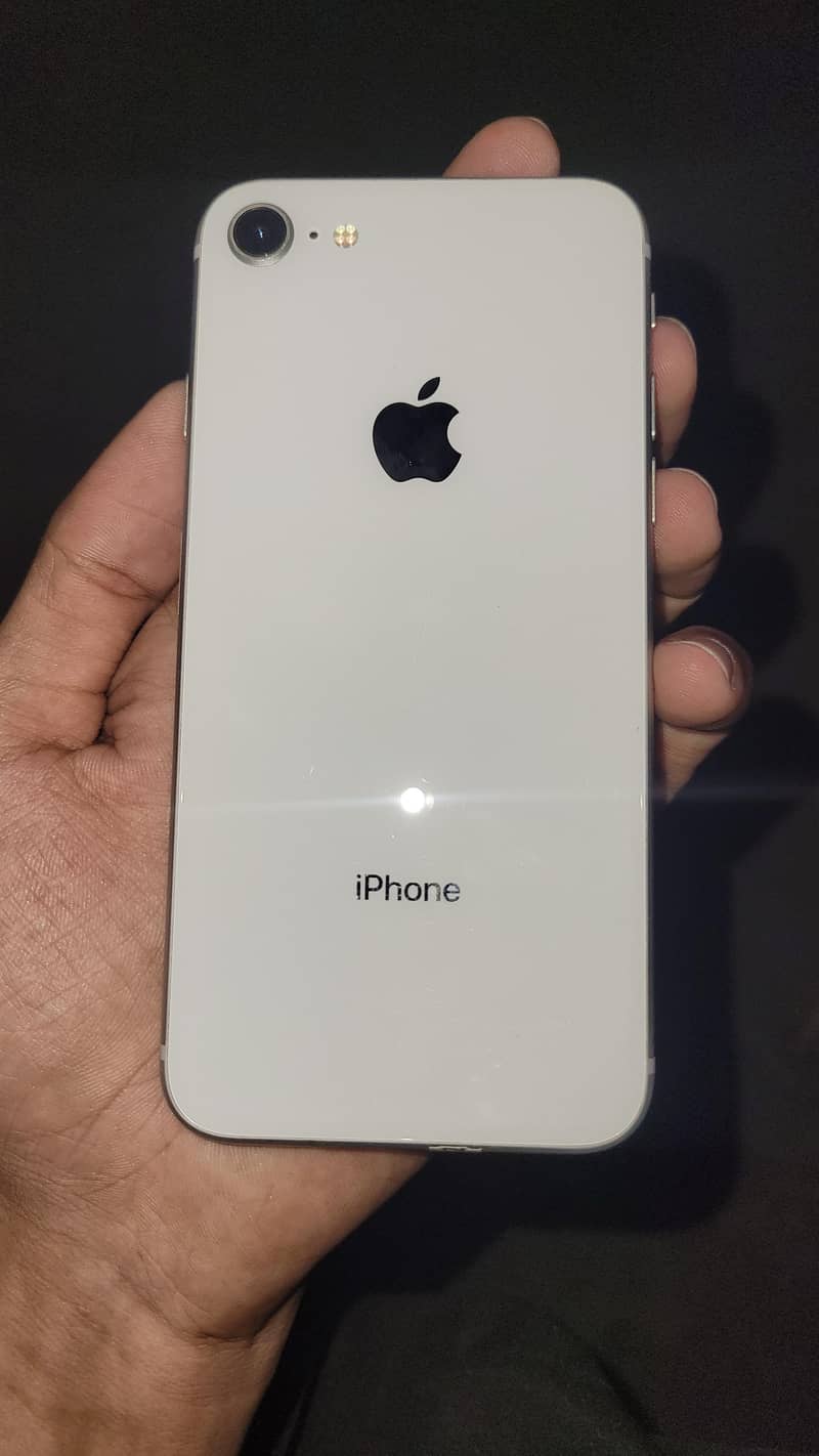 Apple iPhone 8 0
