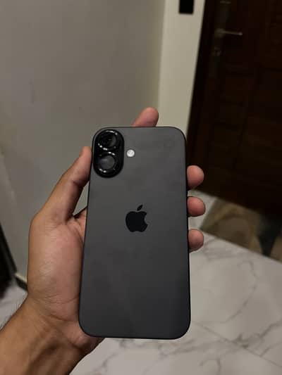 Apple iPhone 16