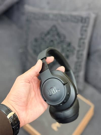 JBL Tune 770NC Wireless Headphones