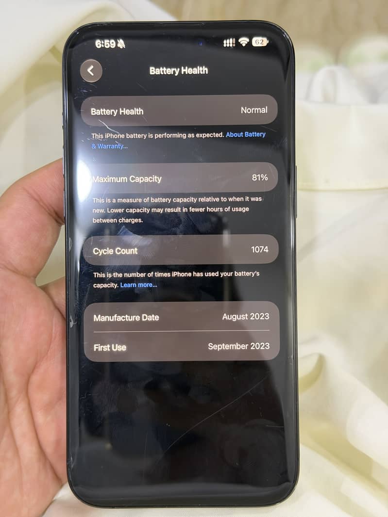Apple iPhone 15 Pro Max 4