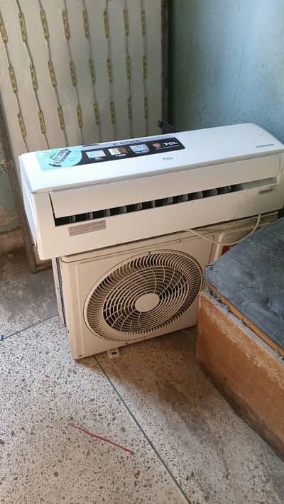 Tcl 1 ton dc inverter available for sell