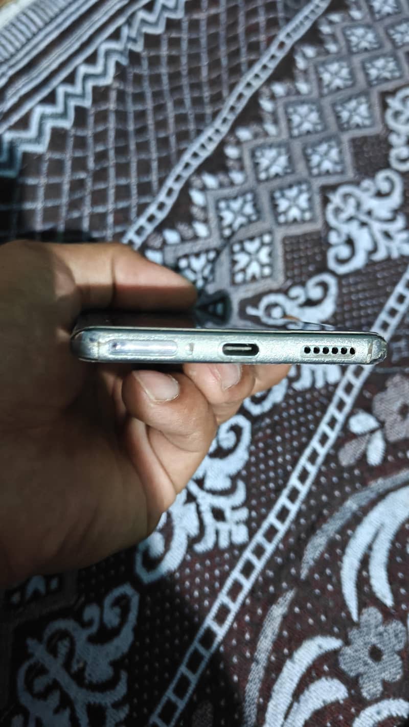 Tecno CAMON 40 Pro 3
