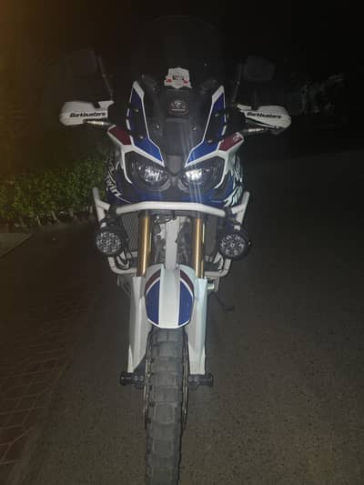 Honda africa twin crl 1000 adv sports