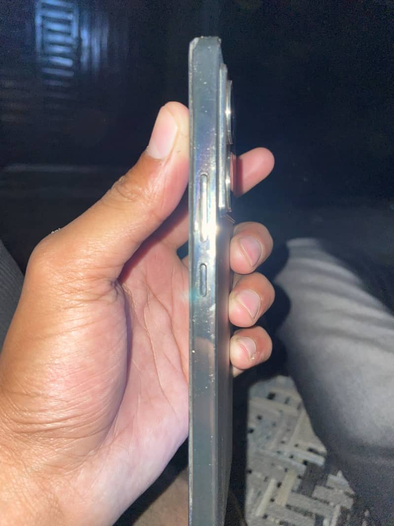 Infinix Note 40 4