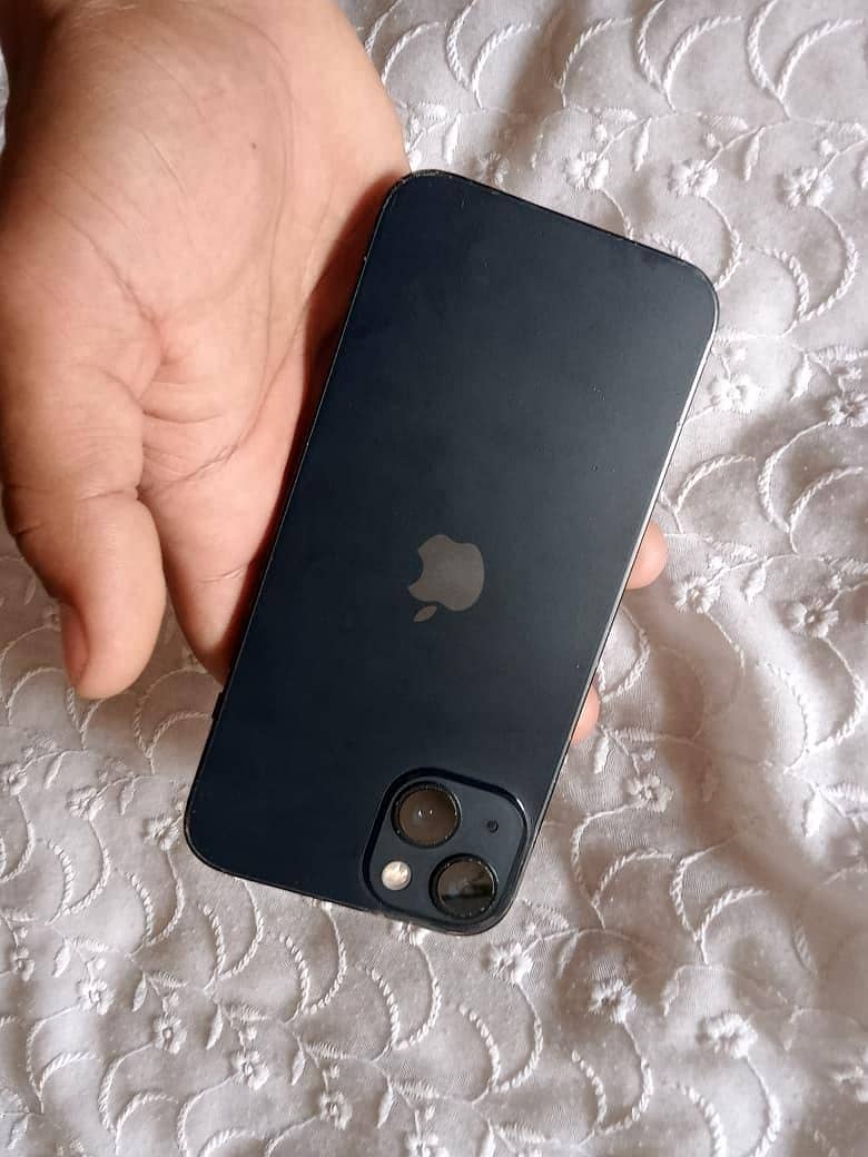 Apple iPhone 13 2