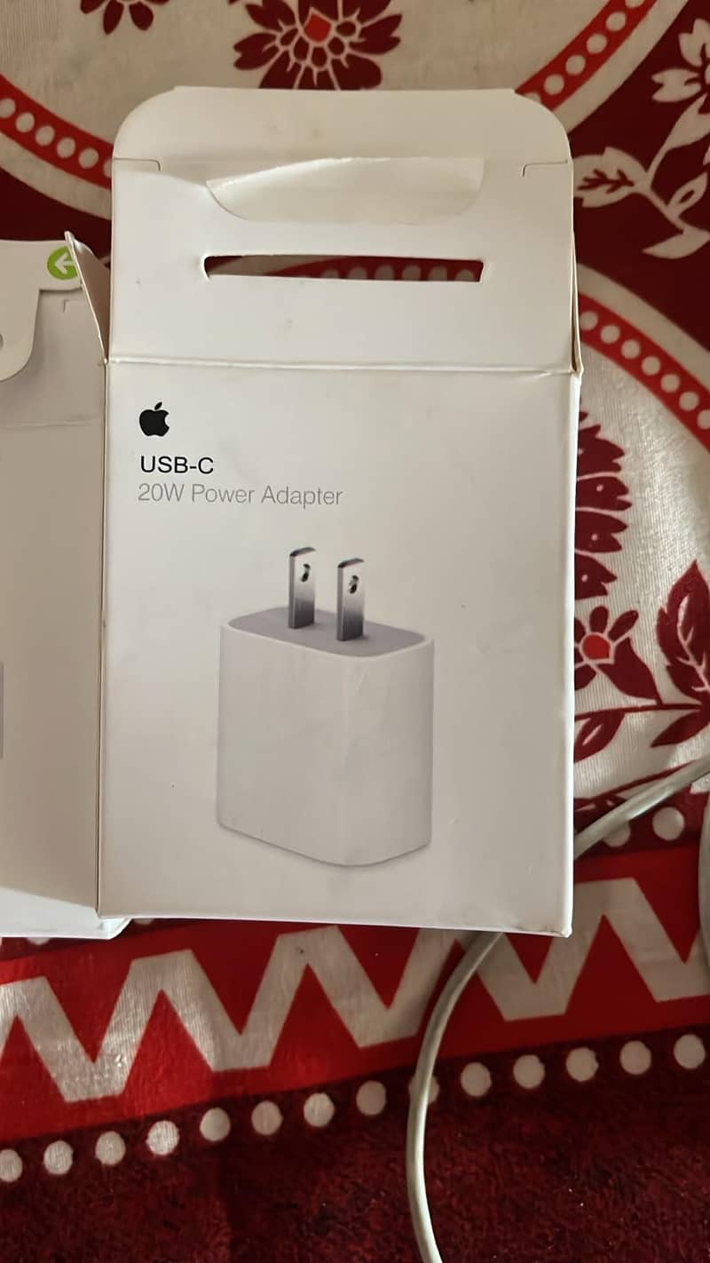 Apple iPhone 13 4