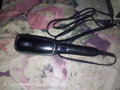 Hair straightener