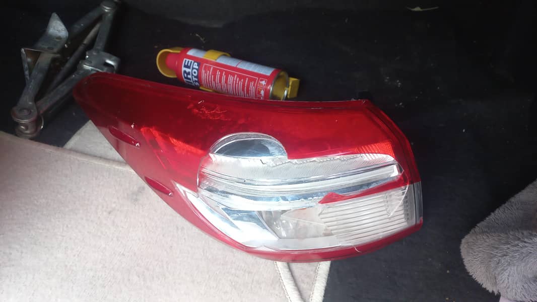 yaris Back light 0