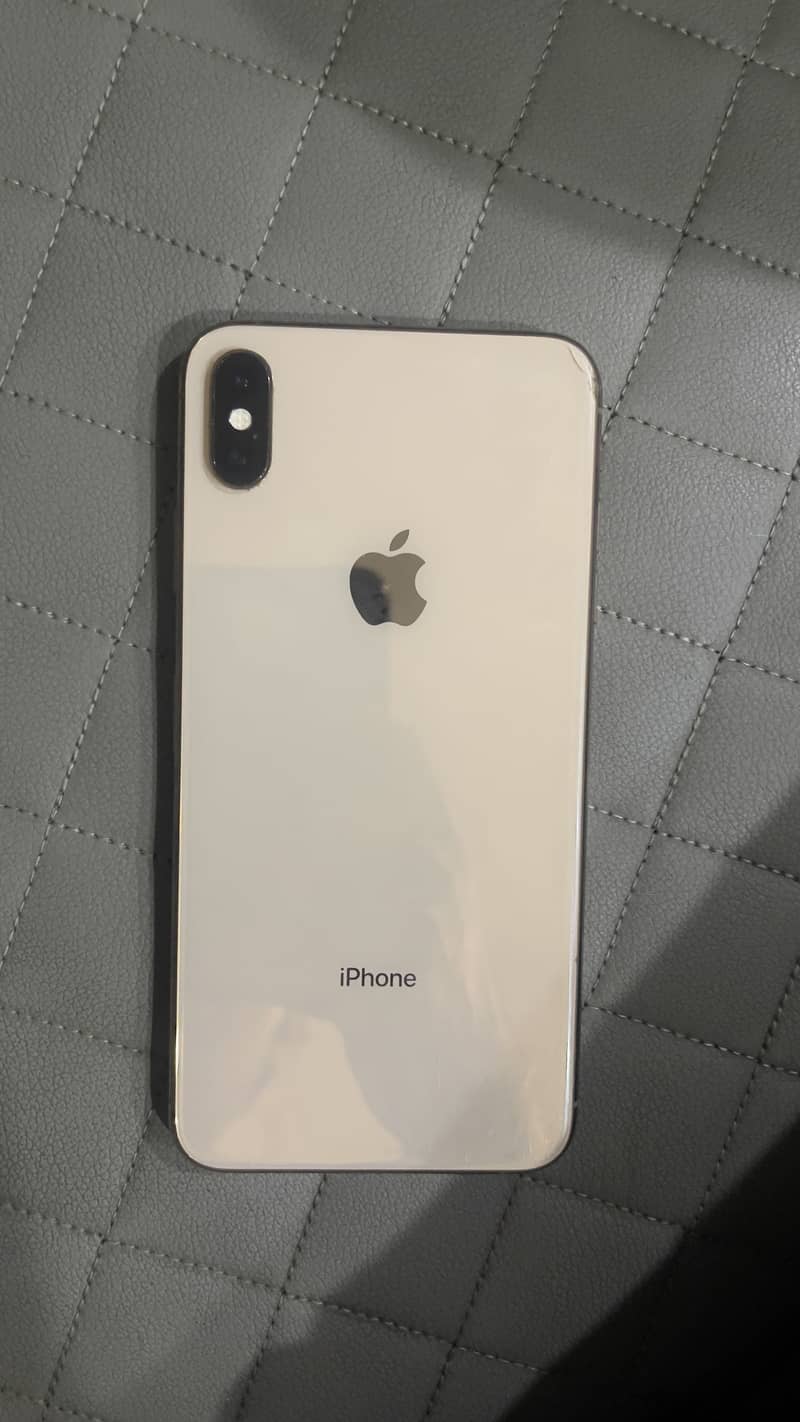 Apple iPhone XS Max 0