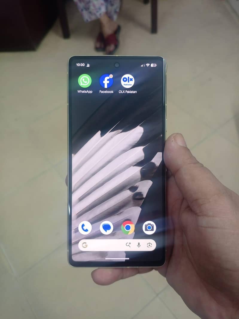 Google Pixel 7 4