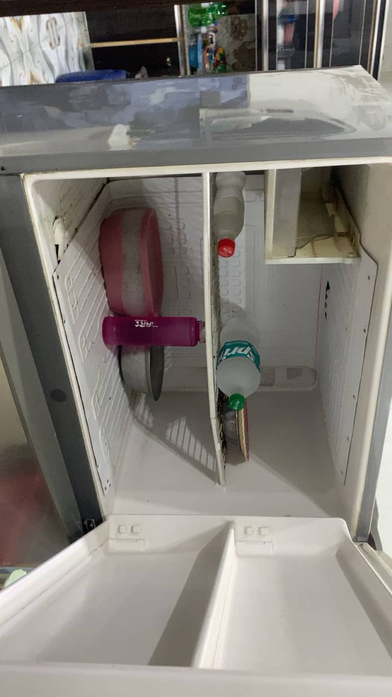 Fridge 4