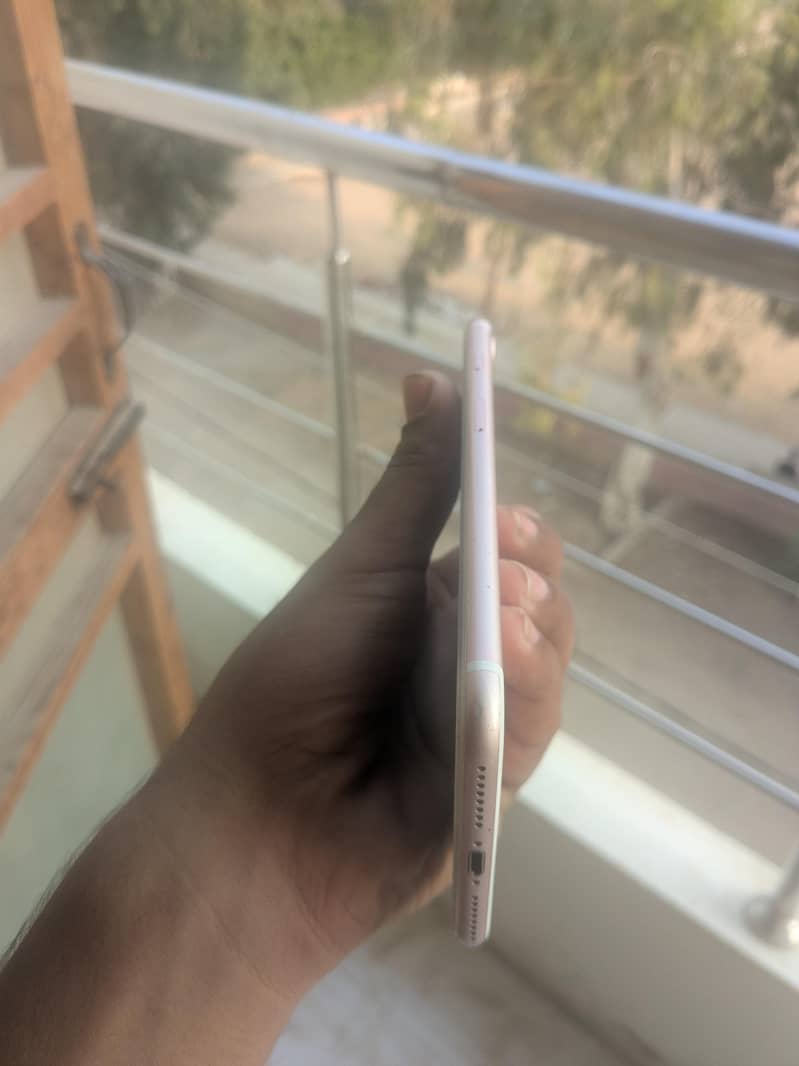 Apple iPhone 7 Plus PTA approved 5