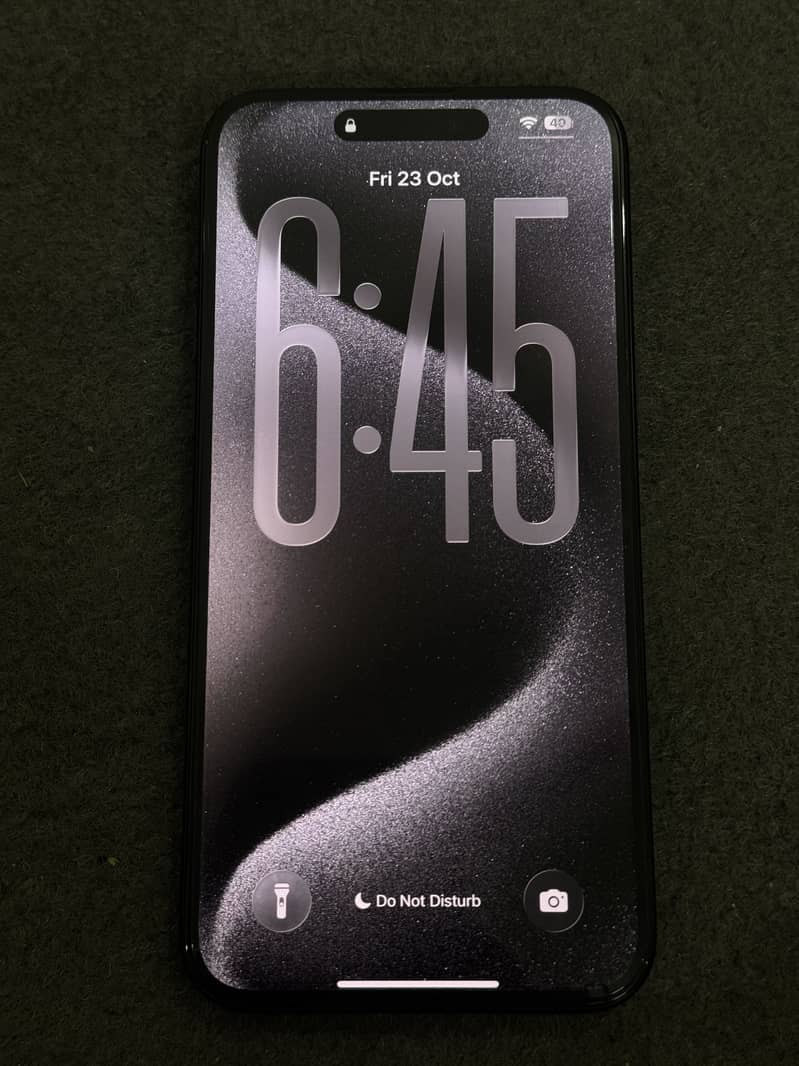 iPhone 15 Pro Max jv 0