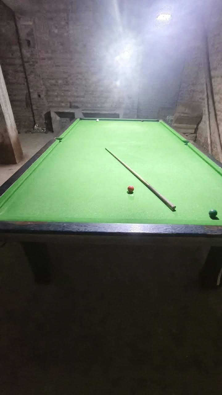 snooker table and pool table 4