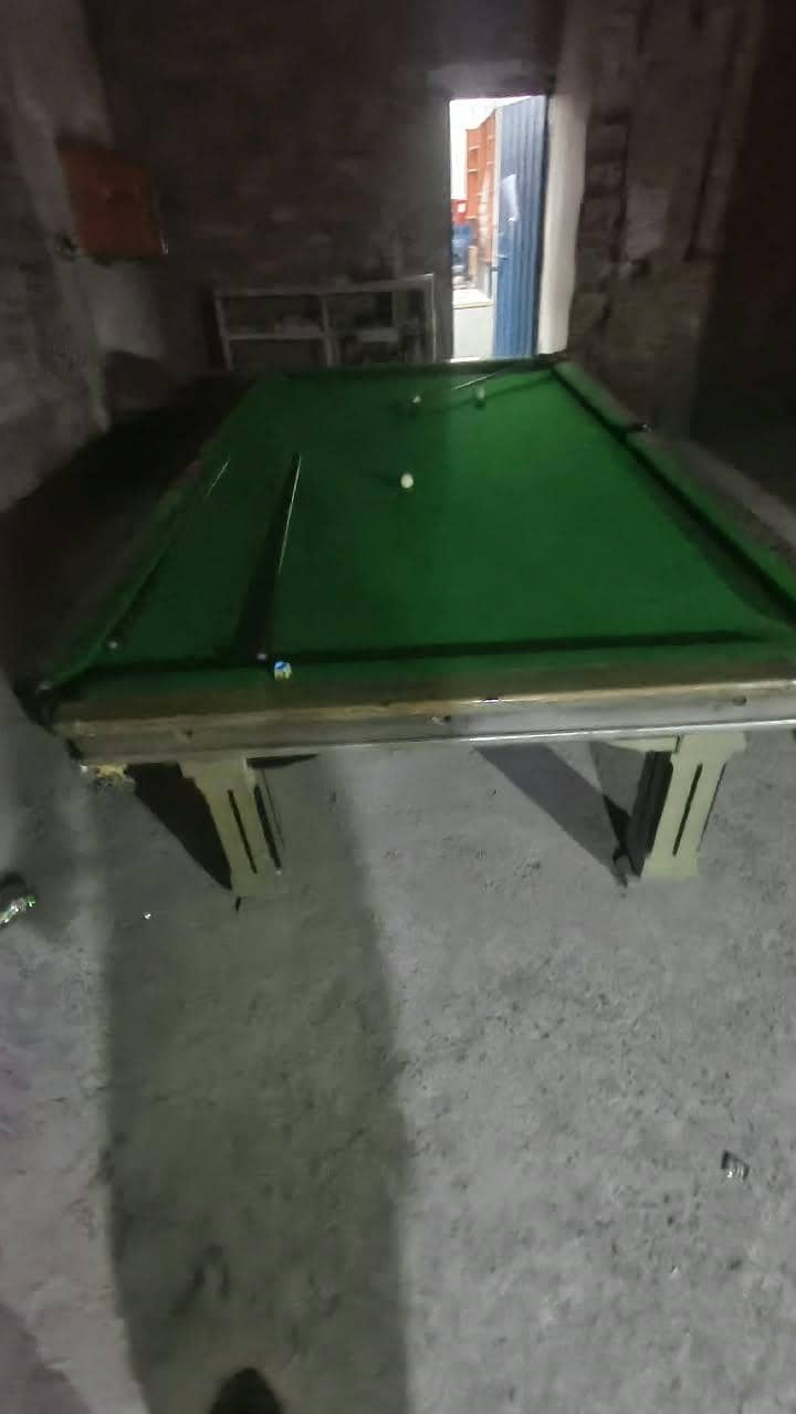 snooker table and pool table 5