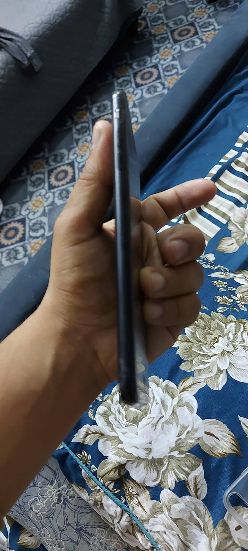 Apple iPhone 7 Plus 1