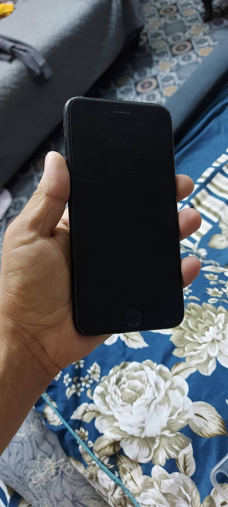 Apple iPhone 7 Plus 2