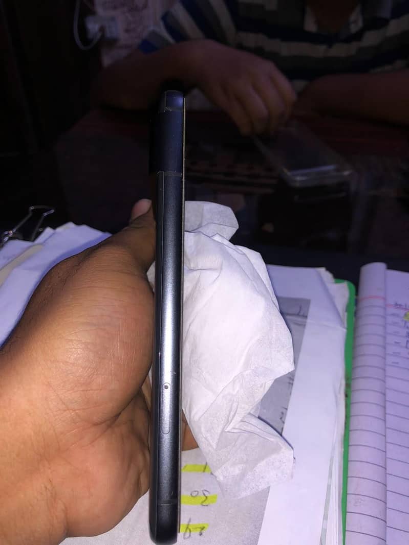 Google Pixel 8 3